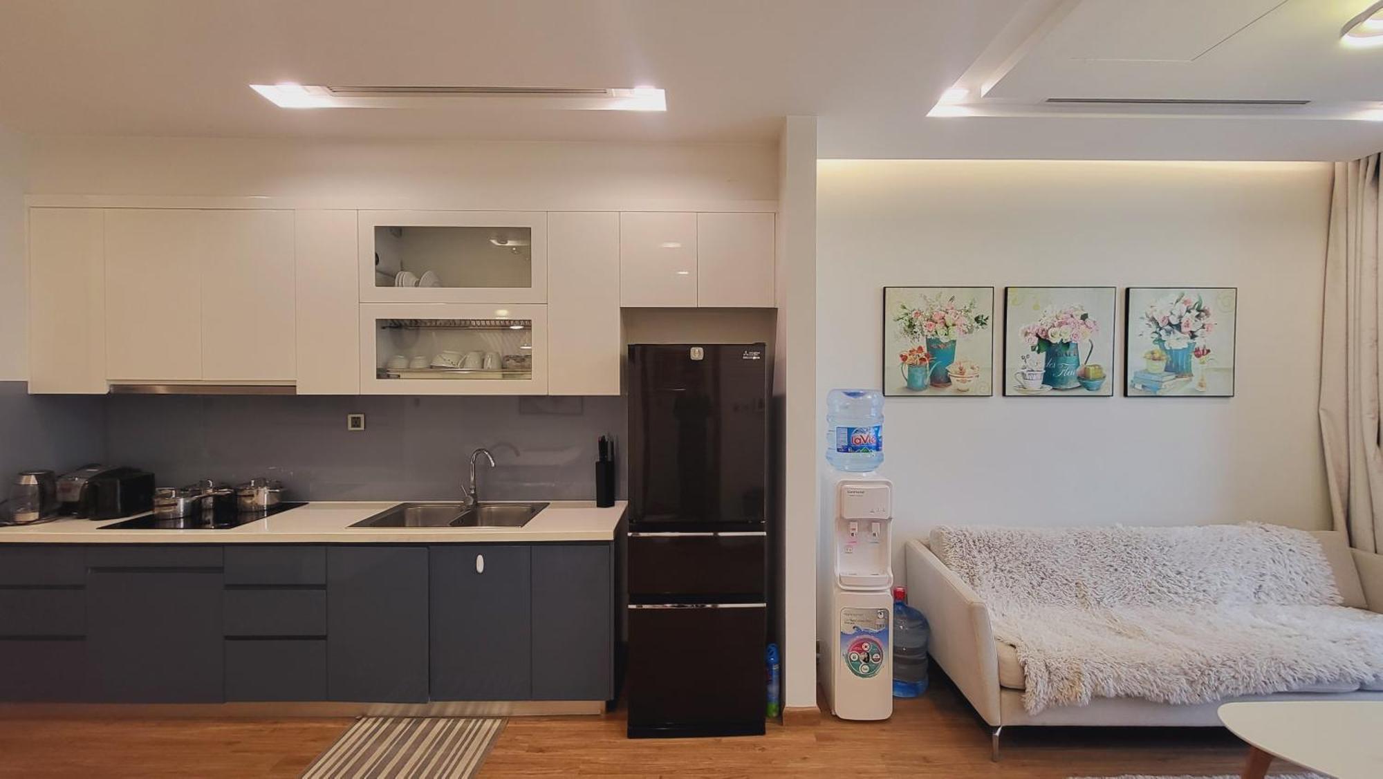 Apartment Vinhomes Metropolis By Kim Ma *
