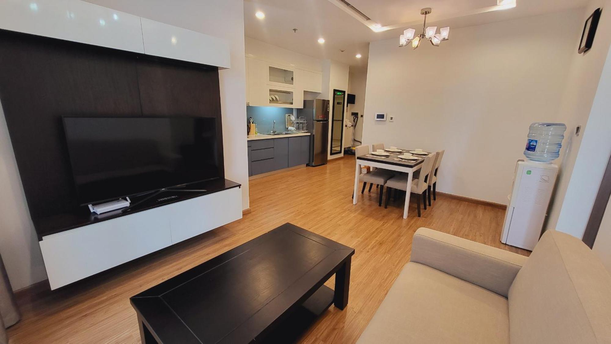 Vinhomes Metropolis By Kim Ma Apartment *