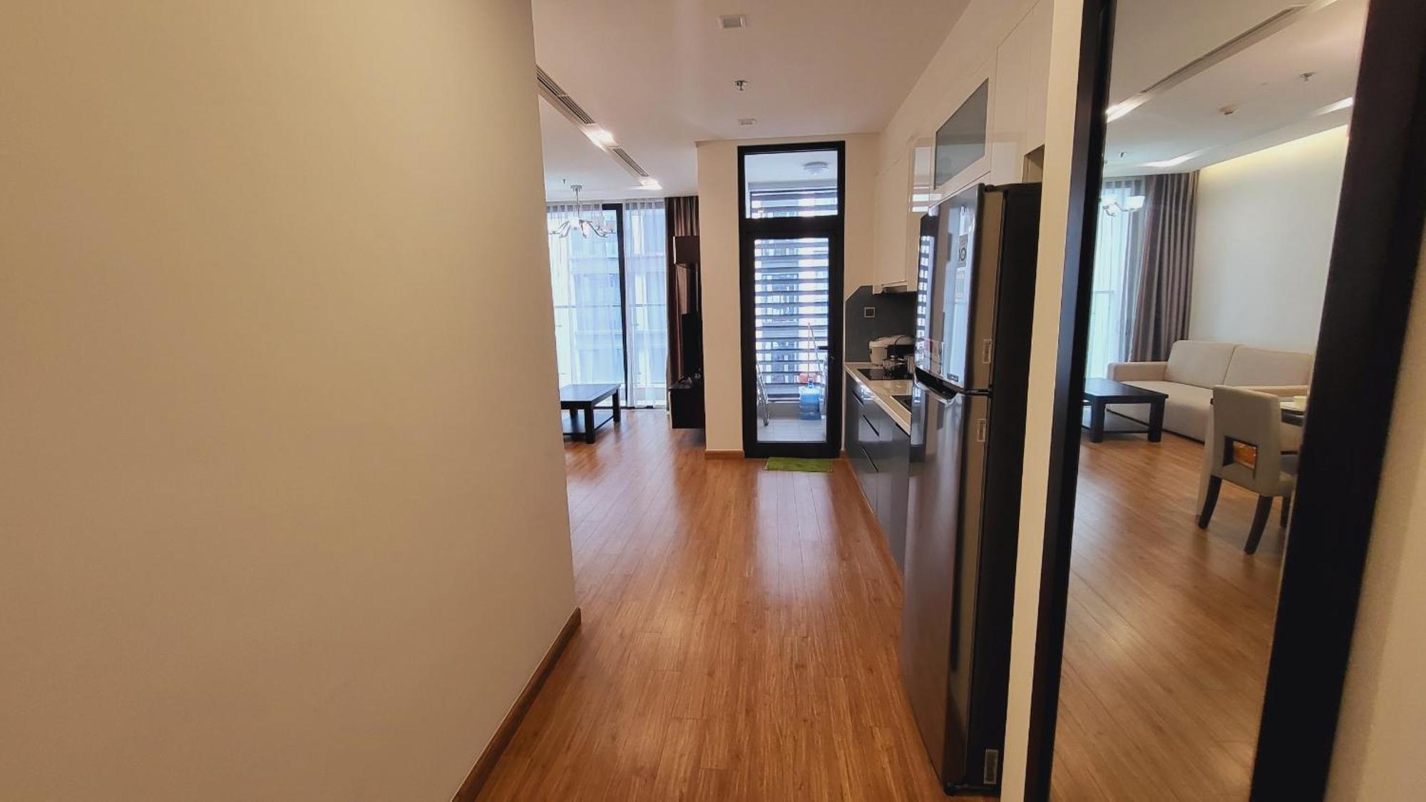 Vinhomes Metropolis By Kim Ma Apartment *