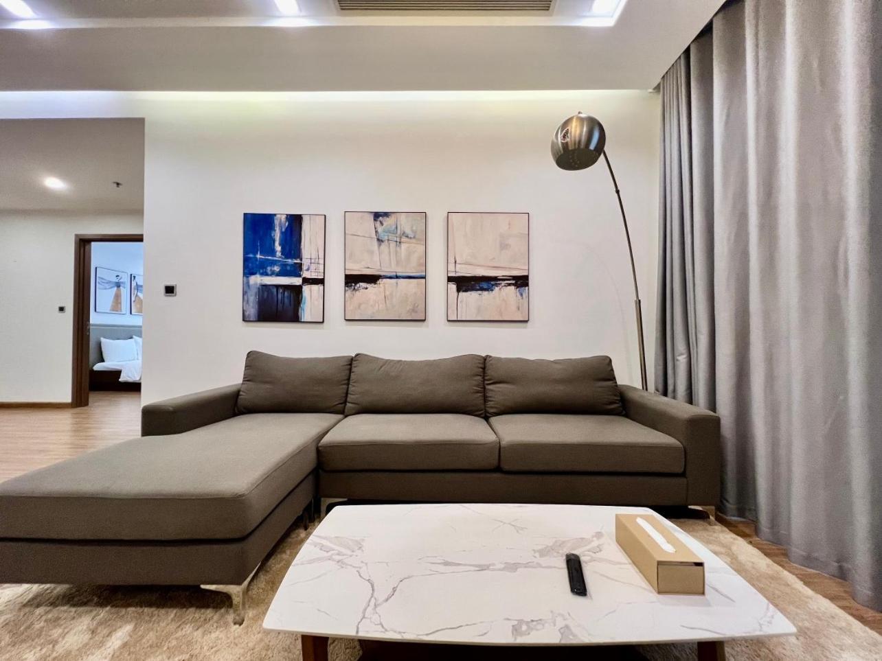 Apartment Vinhomes Metropolis By Kim Ma
