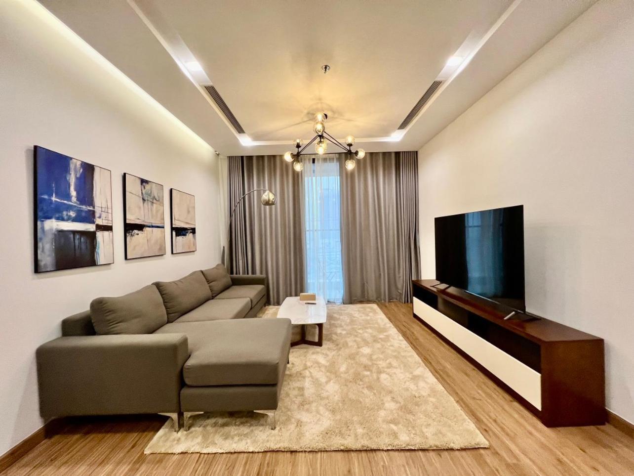 Apartment Vinhomes Metropolis By Kim Ma *