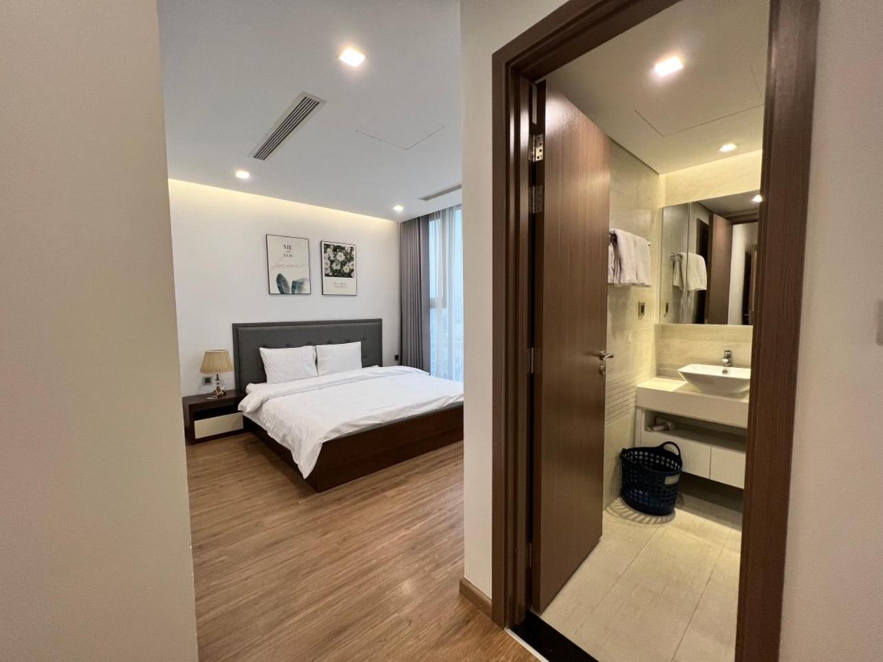 Vinhomes Metropolis By Kim Ma Apartment Hanoi