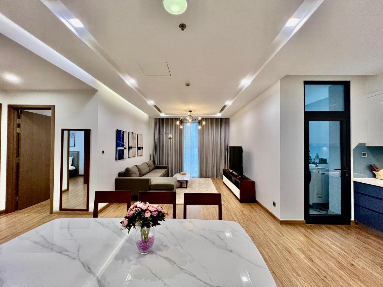 Vinhomes Metropolis By Kim Ma Apartment